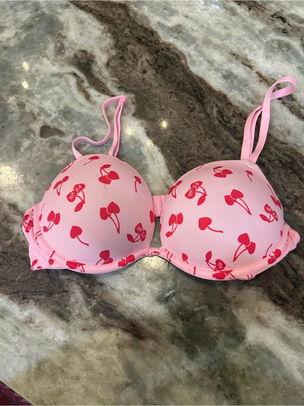 PINK Victoria's Secret Pink super Push-Up Bra no size tag has stain